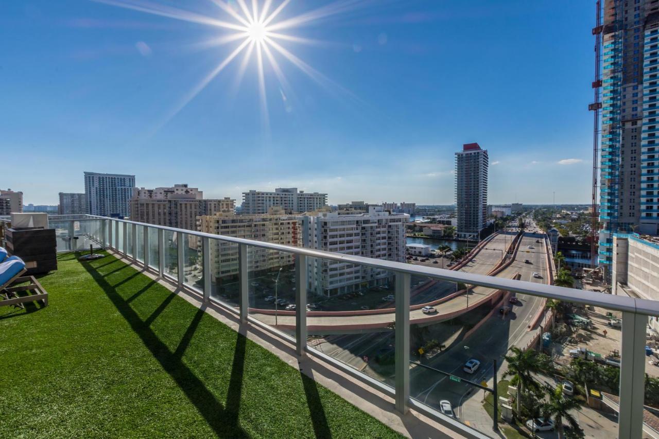 Seashore Resort - 2 Bedroom Right On The Beach Direct Ocean-View With Amenities On The Rooftop Hollywood Exterior foto